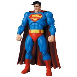 Imagén: Figura Superman The Dark Knight Returns Mafex Medicom